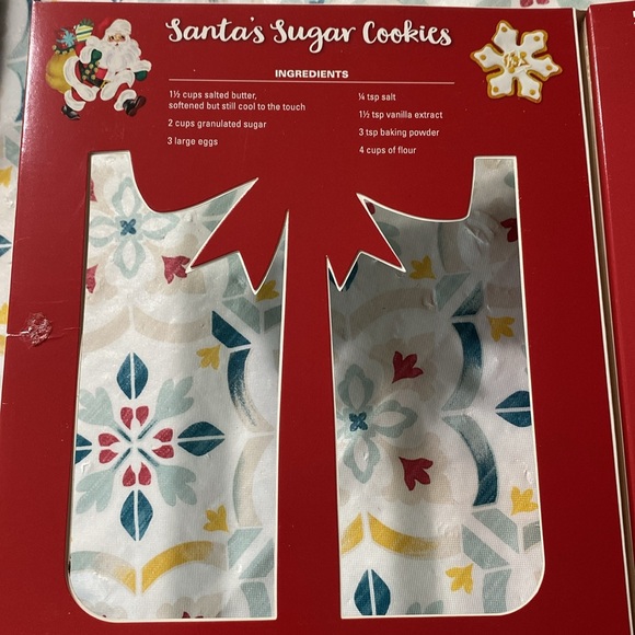 Vintage Christmas Cookie Storybook with Silver Cutters - Picture 2 of 4